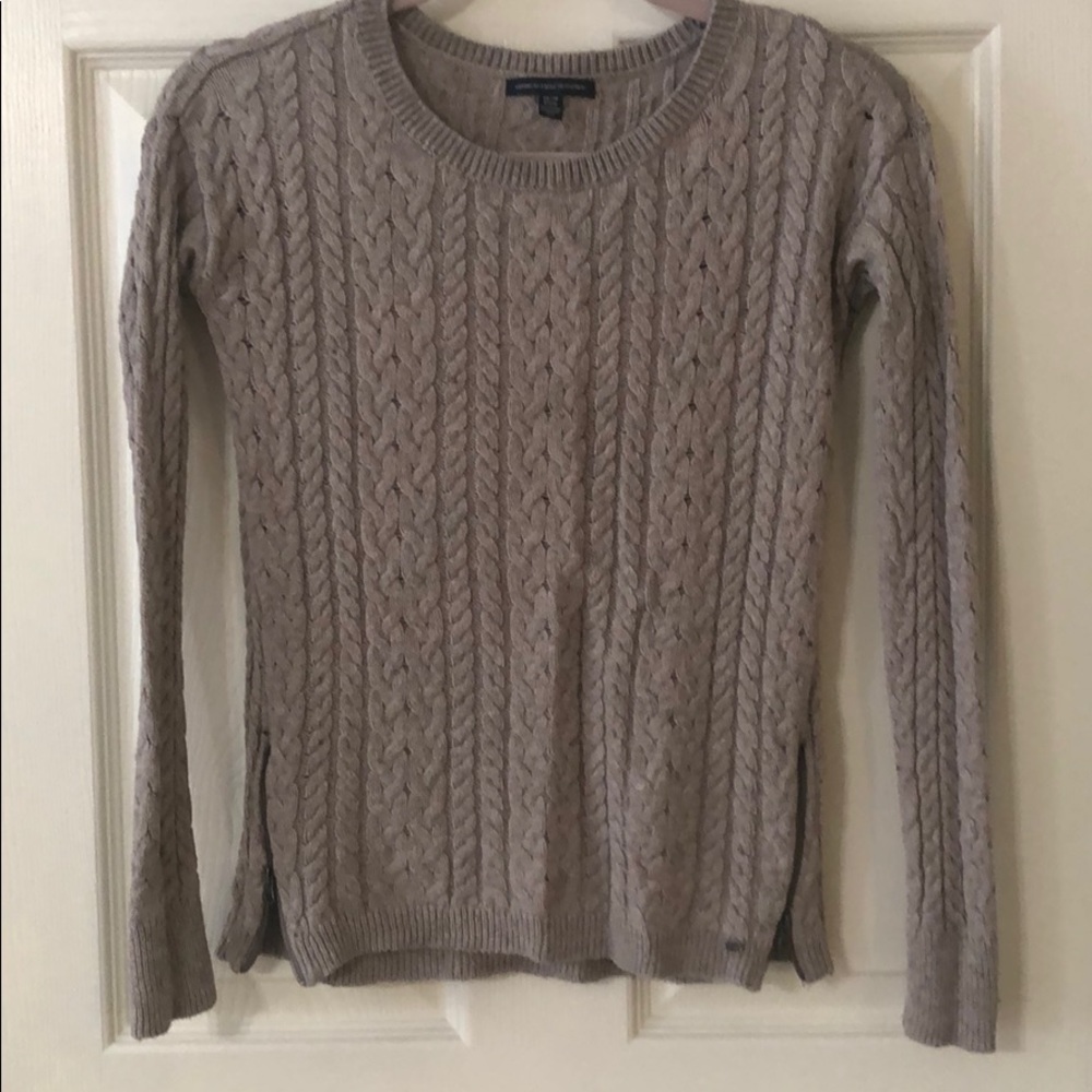 Fitted sweater